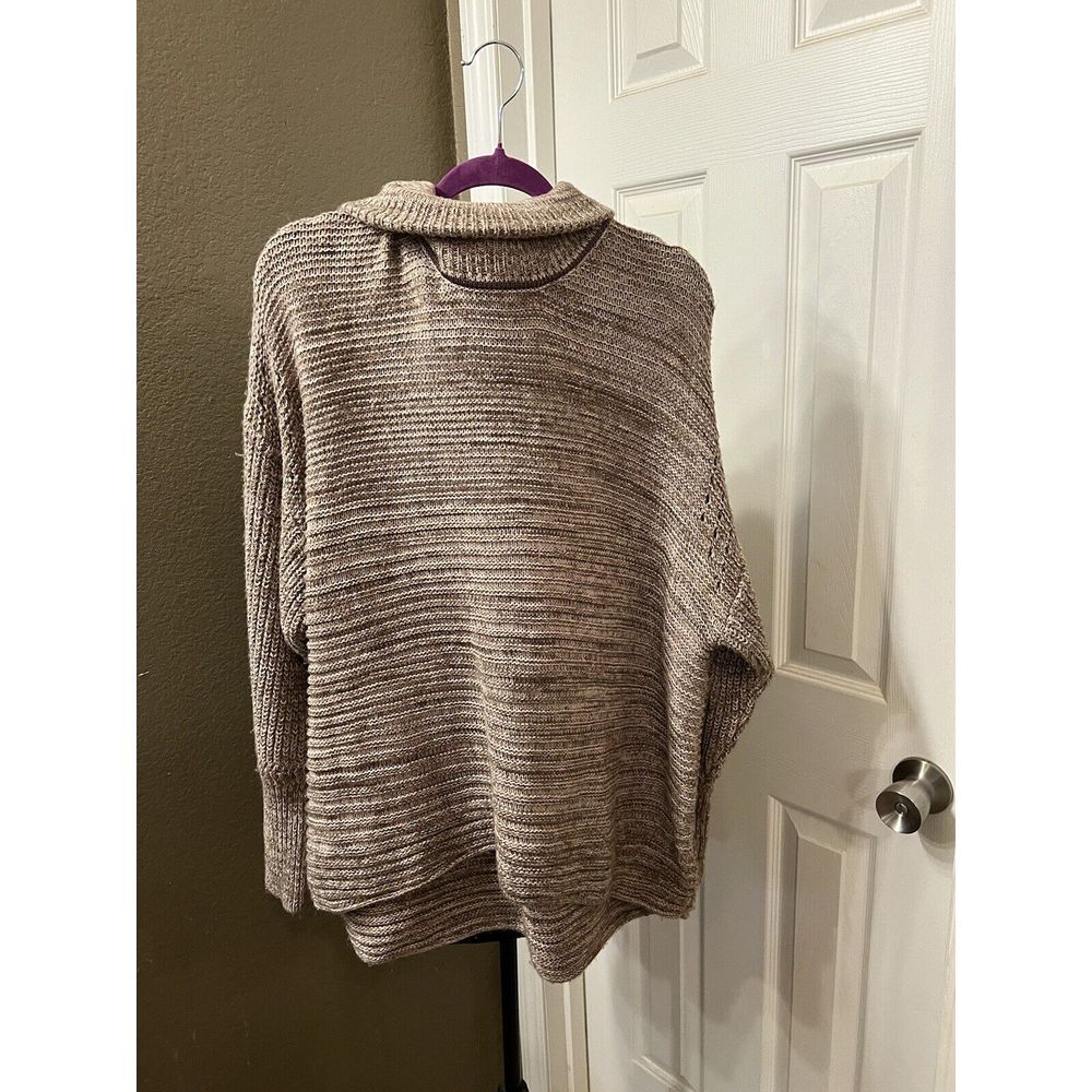 Simply‎ Vera/ Vera Wang High-Low Sweater Size XL Taupe
